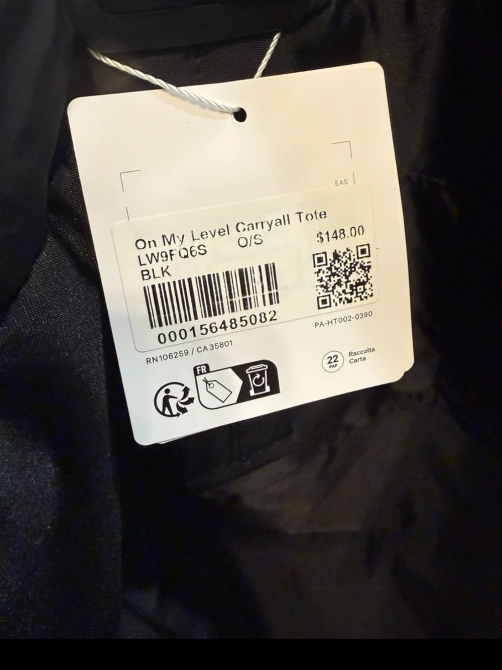 Lululemon On My Level Carryall Tote Bag 27.5L in Black - Picture 5 of 8